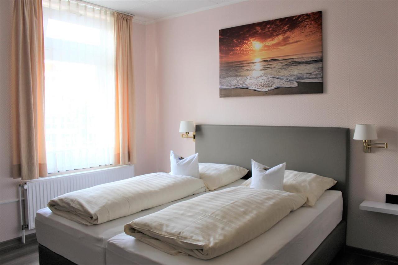 Hotel Schloemer Клопенбург Екстериор снимка