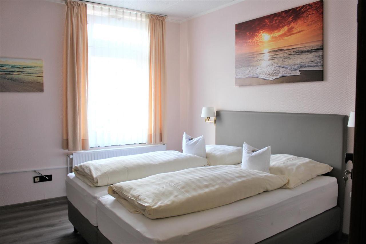 Hotel Schloemer Клопенбург Екстериор снимка