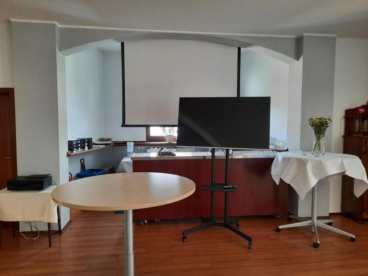 Hotel Schloemer Клопенбург Екстериор снимка