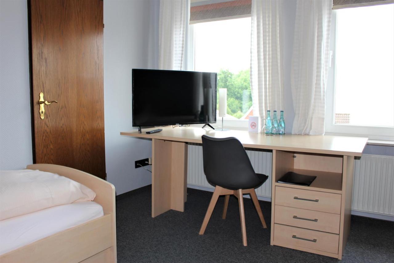 Hotel Schloemer Клопенбург Екстериор снимка