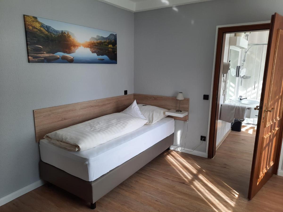 Hotel Schloemer Клопенбург Екстериор снимка