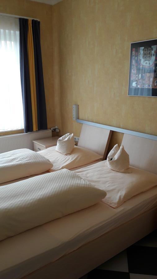 Hotel Schloemer Клопенбург Екстериор снимка