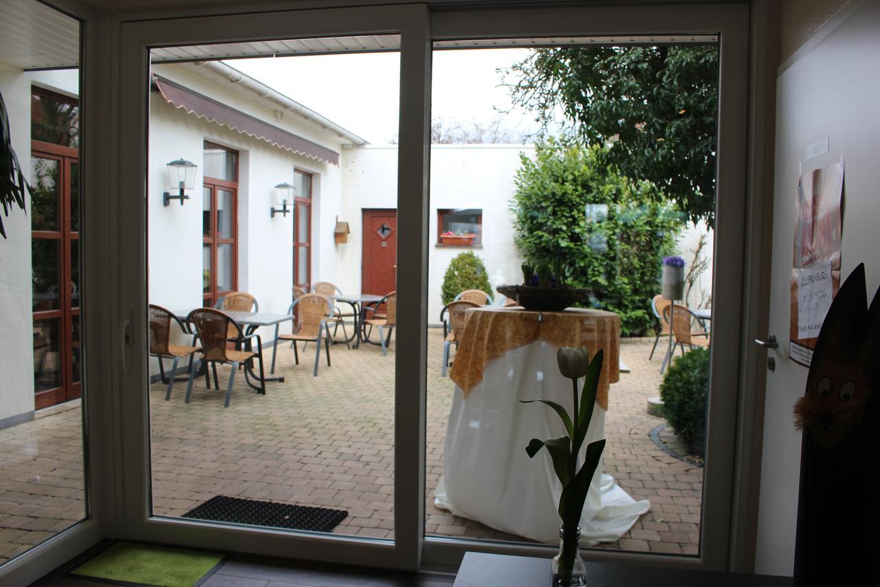 Hotel Schloemer Клопенбург Екстериор снимка
