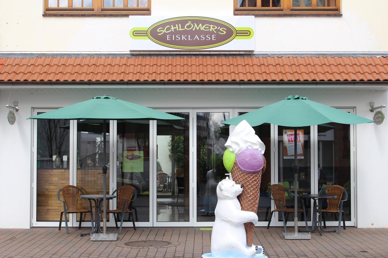 Hotel Schloemer Клопенбург Екстериор снимка